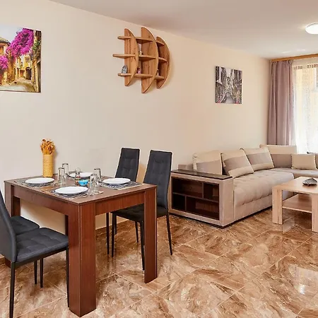лазур с безплатен паркинг Appartement